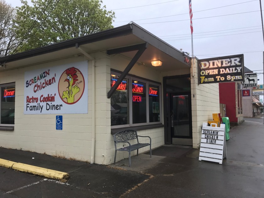 Screamin Chicken Diner Exterior