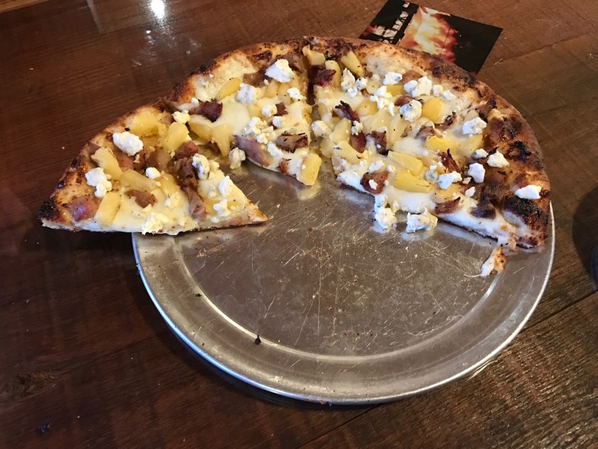 Midway_Firehouse_Pizza_10