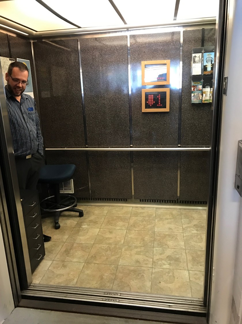 Oregon_City_Vert_Street_25