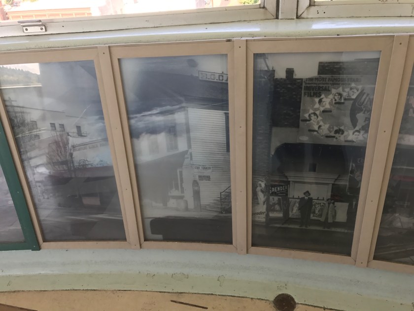 Oregon_City_Vert_Street_44