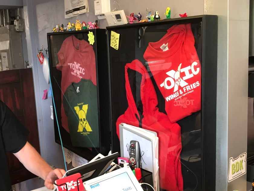 toxic_wings_and_fries_21