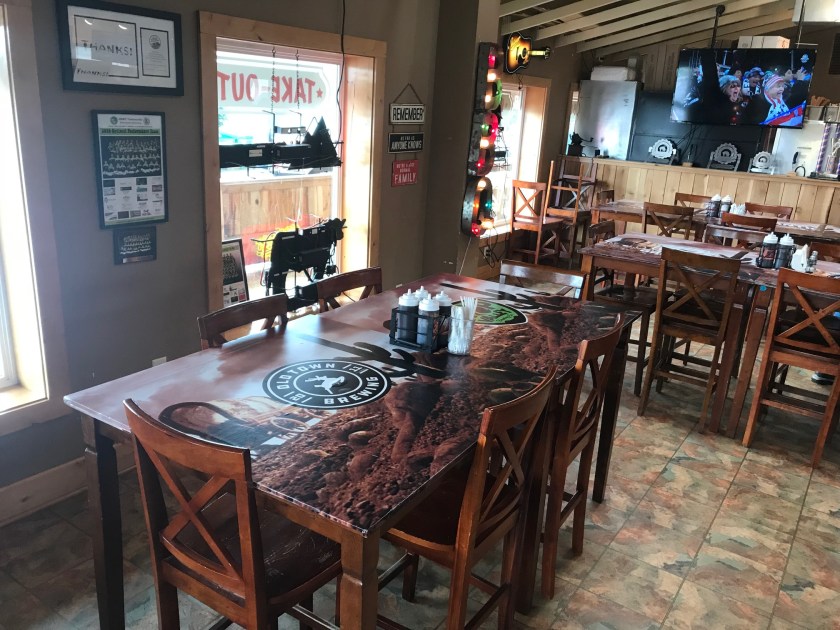 The tables at Bert's are very comfortable as are the chairs.  There is seating for twenty or thirty people easily